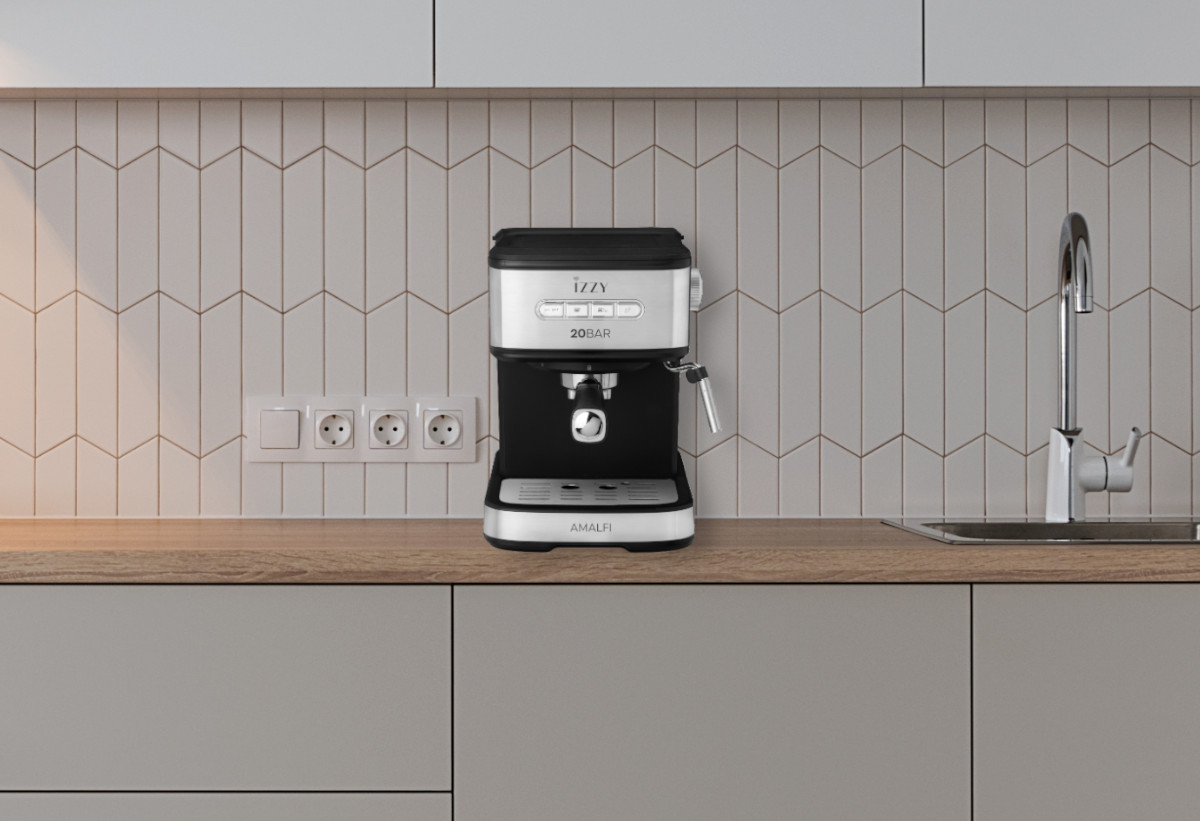 Στην εικόνα απεικονίζεται η μηχανή Espresso IZ-6004, τοποθετημένη σε μία κουζίνα.